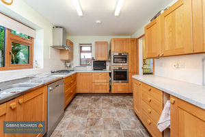 Kitchen- click for photo gallery